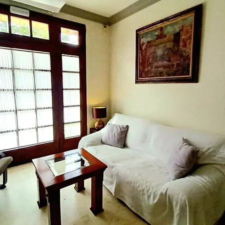 In Isabel Πανσιόν 4*