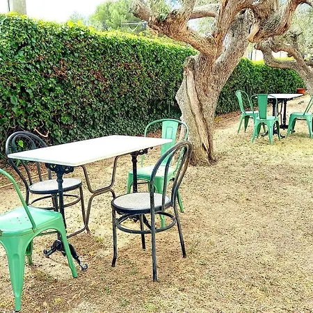 בית הארחה In Isabel