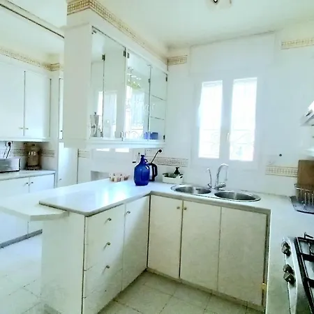Πανσιόν In Isabel