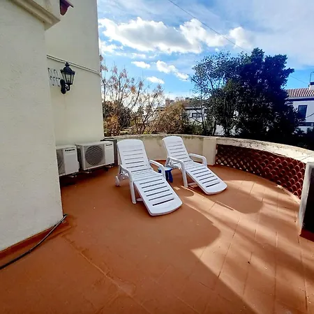 In Isabel Πανσιόν Altafulla